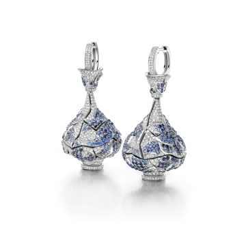 “青花瓷”蓝宝石臻品耳钉